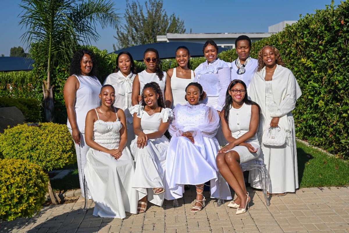 Family fellowship photo