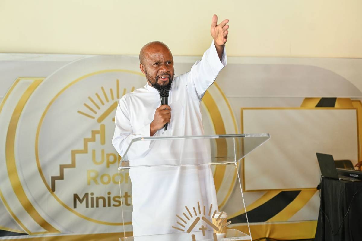 Pastor S'thembiso Mtshali ministering at Upper Room Ministries