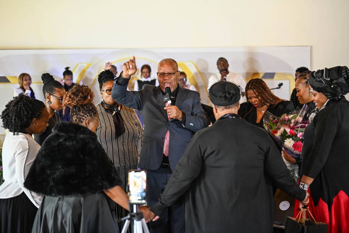 Giving at Upper Room Ministries